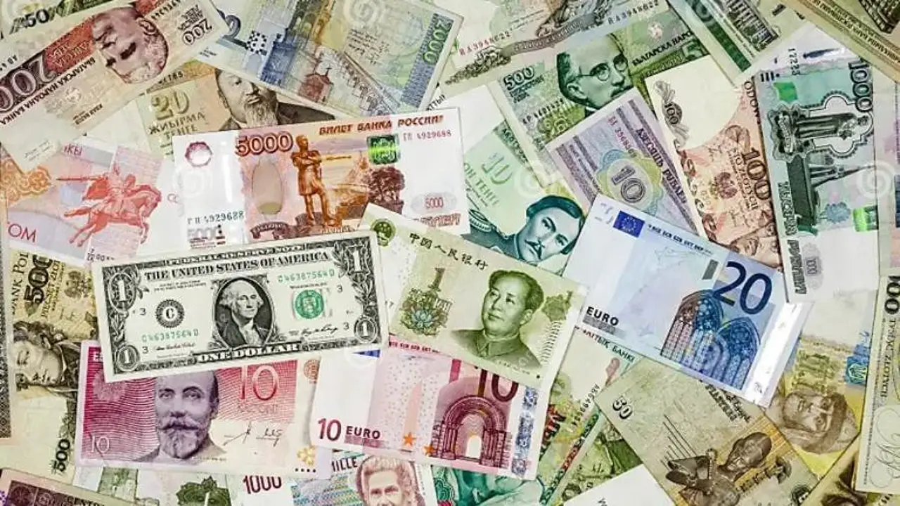 ارتفاع اليورو والجنيه الإسترليني والريال السعودي في تعاملات أسواق العملات اليوم الثلاثاء